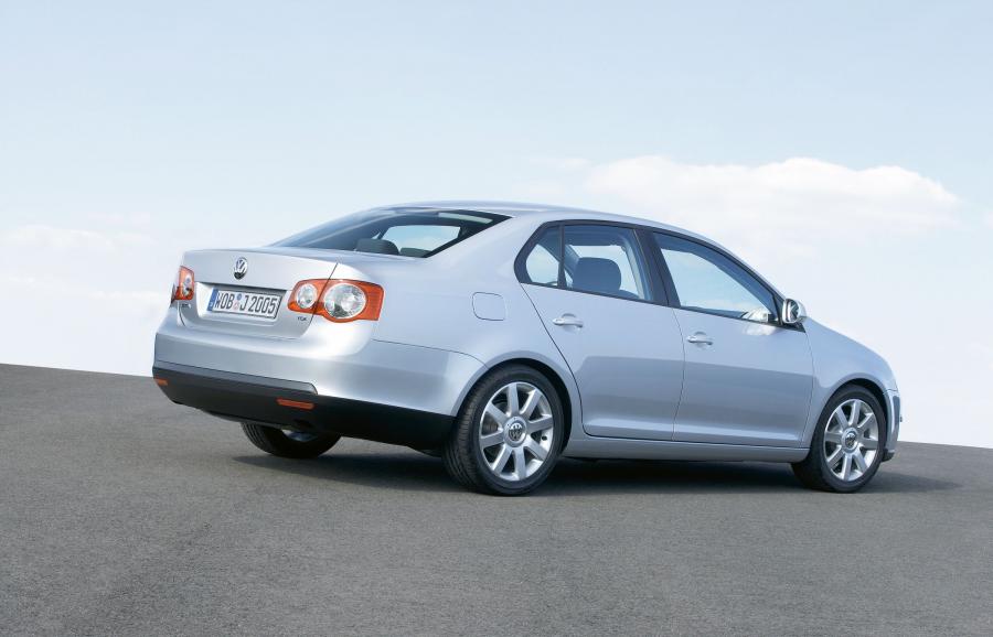  Volkswagen Jetta 2005 года  (фото 103 из 131)